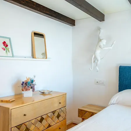 Yourhome - Casa Anna アパート *